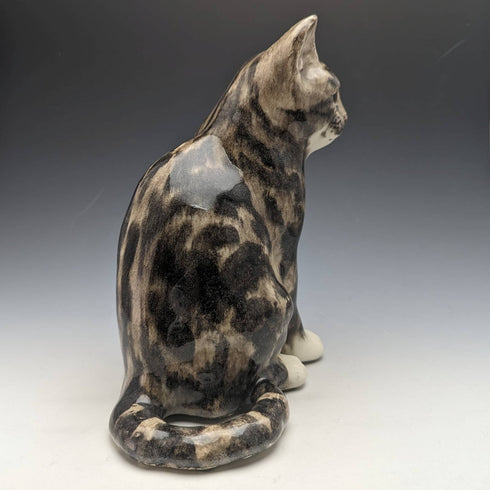British Winstan Ray Kensington Cat Pheasant Pottery Figurine (Size 4)